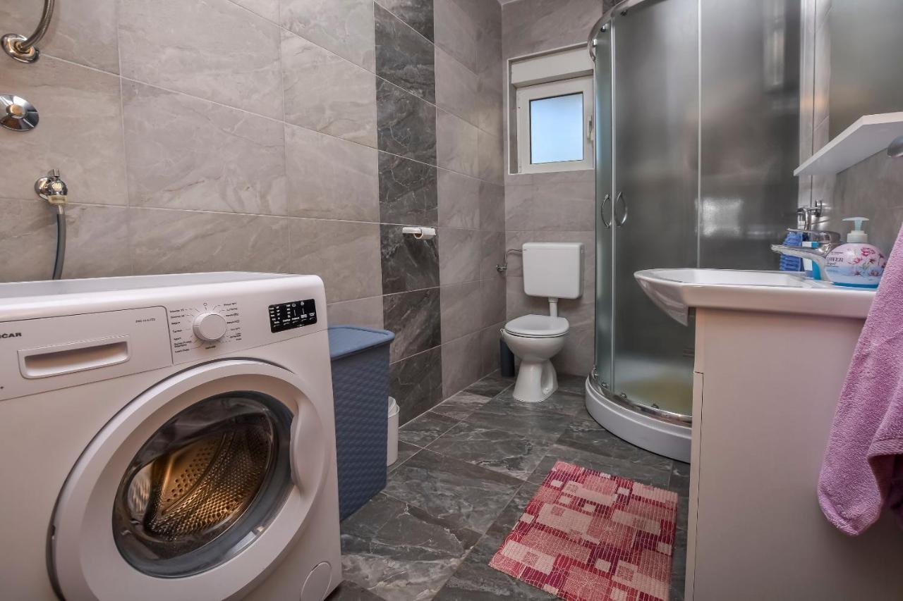 Apartments Markovic روغوزنيكا المظهر الخارجي الصورة